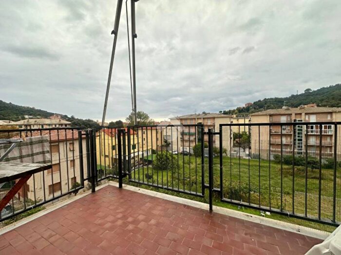 Appartamento bilocale in affitto in Via lungo scusa, Centro, Finale Ligure