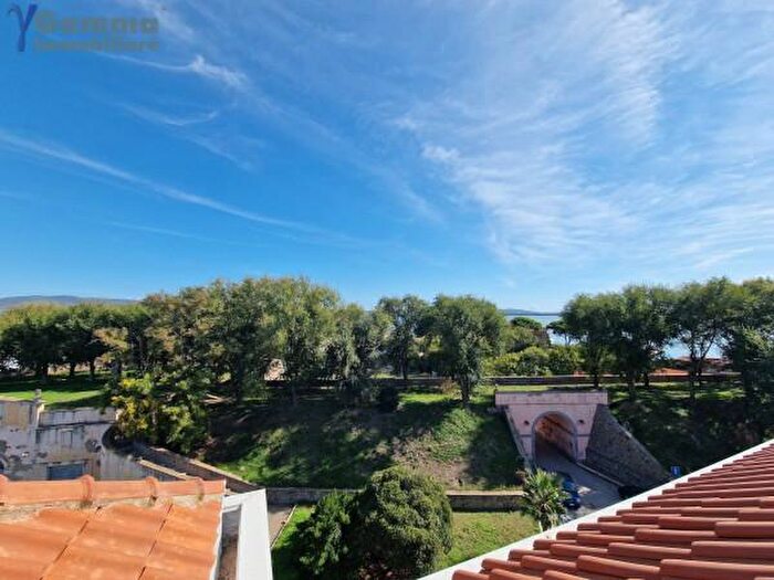 Casa quadrilocale in vendita in Via Vincenzo Gioberti, Orbetello