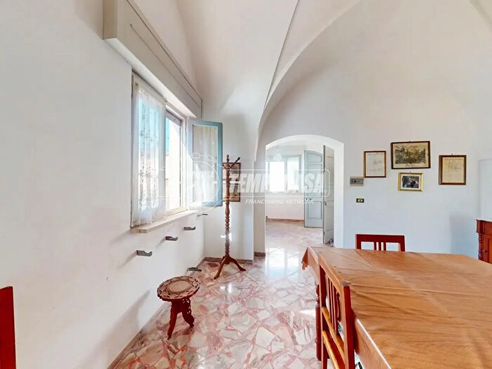 Casa con 5 locali in vendita in Via Nazionale, Alessano