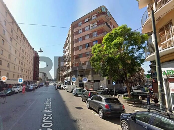 Appartamento quadrilocale in affitto in Napoli