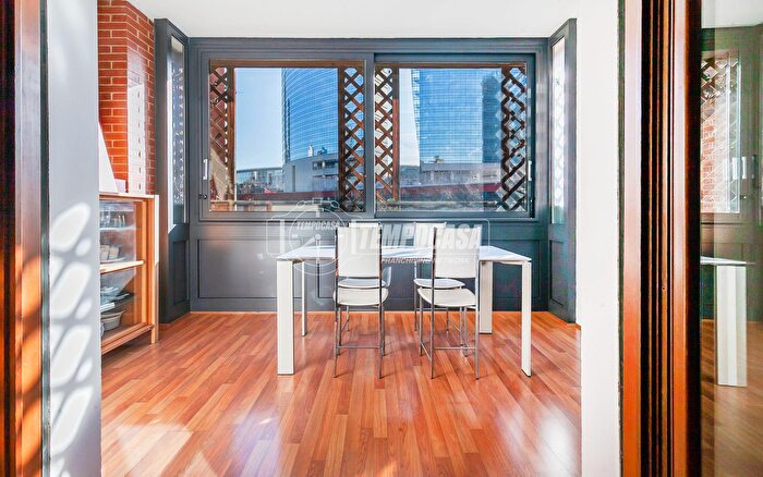 Appartamento bilocale in affitto in Via Gaetano De Castillia, Milano