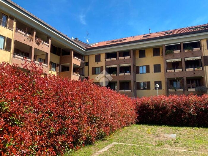 Appartamento bilocale in affitto in Via Statuto, Centro, Rho
