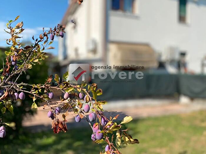 Casa con 6 locali in vendita in Treviso