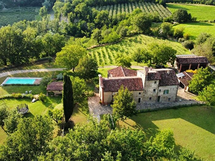 Casa con 12 locali in vendita in Brisighella N Snc, Brisighella