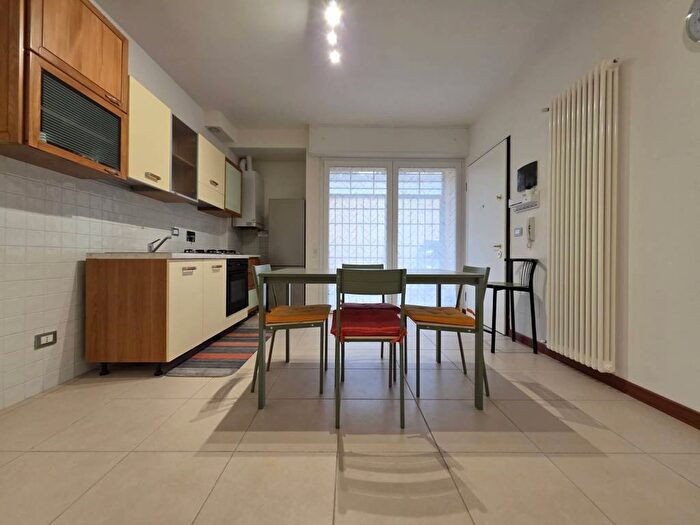 Appartamento monolocale in affitto in Via Alfredo Calzolari, Bolognina, Bologna