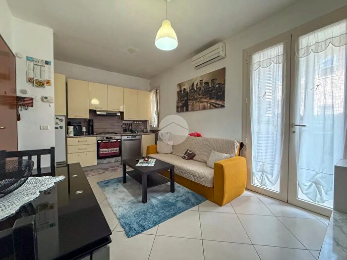 Appartamento bilocale in vendita in Via Michelangelo, Misano Adriatico