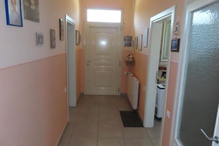 Casa con 6 locali in vendita in Via Chiesa, Ravenna