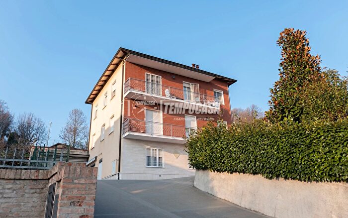 Appartamento trilocale in vendita in Via Giovanni XXIII, Marano Sul Panaro