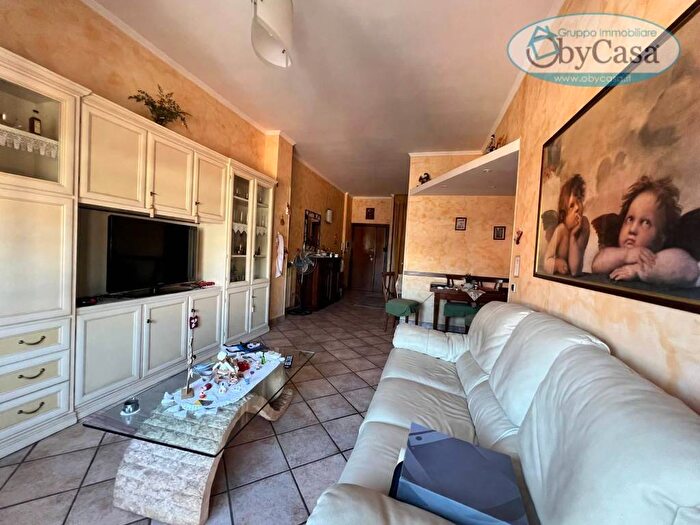Appartamento trilocale in vendita in Via Druento, Casalotti, Roma