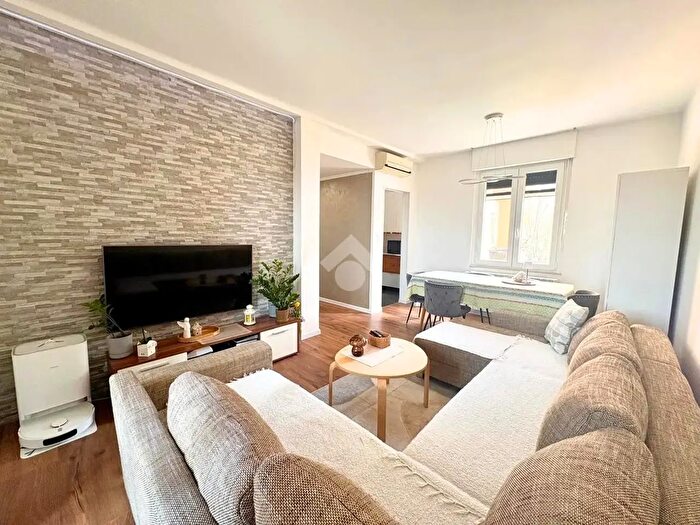 Appartamento quadrilocale in vendita in Via Angelo Cattaruzza, Trieste