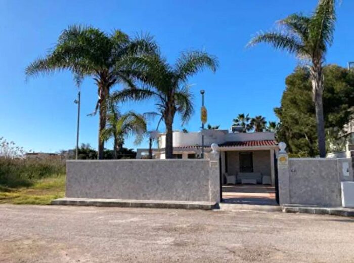 Casa con 6 locali in vendita in Via Coscile, Porto Cesareo