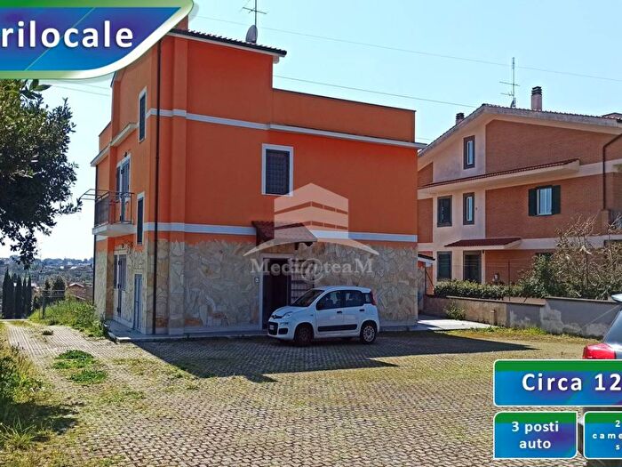 Appartamento quadrilocale in affitto in Via Anagnina, Anagnina, Roma