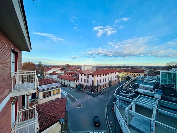 Appartamento bilocale in vendita in Via Umberto I, Carignano