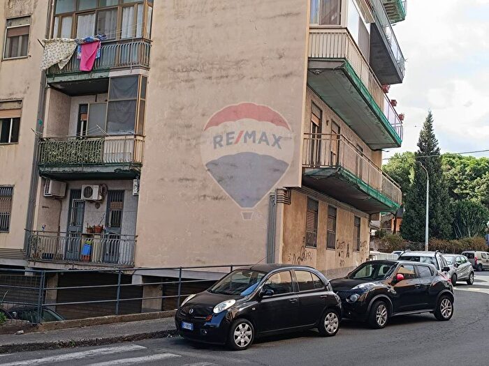 Appartamento con 6 locali in affitto in Via San Paolo, Centro, Gravina di Catania