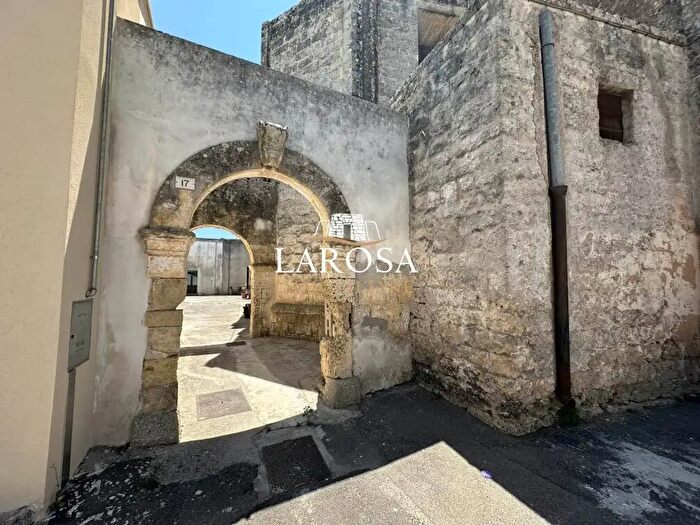 Casa con 6 locali in vendita in Via Giuseppe Grassi, Castri Di Lecce