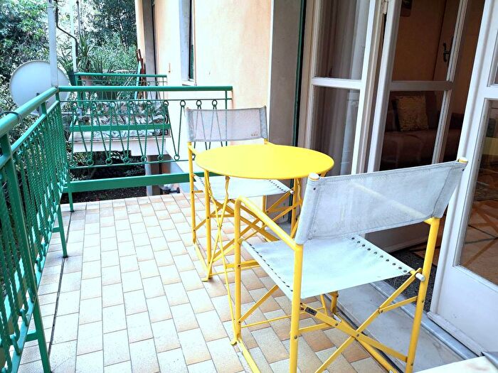 Appartamento trilocale in affitto in Via Marco Polo, Porto, Rapallo