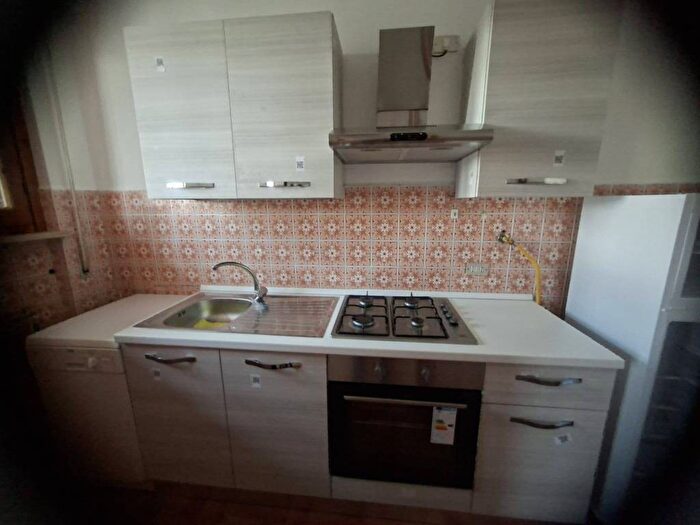 Appartamento quadrilocale in affitto in Via Antonio Meucci, Montegrillo, Perugia