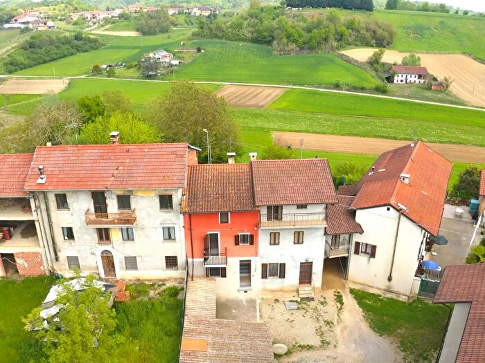 Appartamento quadrilocale in vendita in Frazione San Giulio, San Damiano DAsti