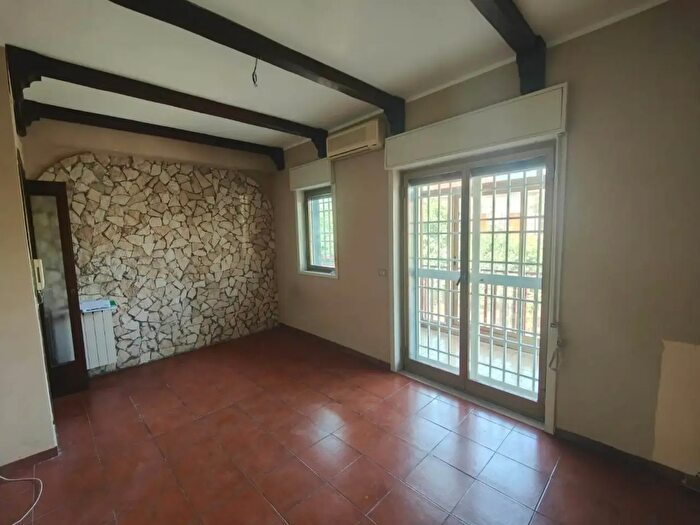 Appartamento trilocale in vendita in San Giovanni La Punta