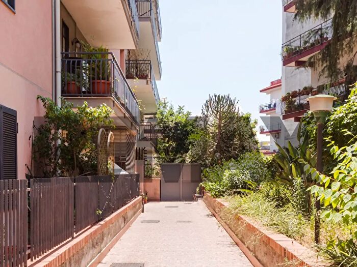 Appartamento trilocale in vendita in San Giovanni La Punta