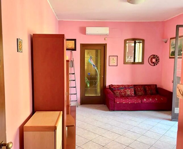 Appartamento bilocale in vendita in Via Giuseppe Mazzini, Arluno