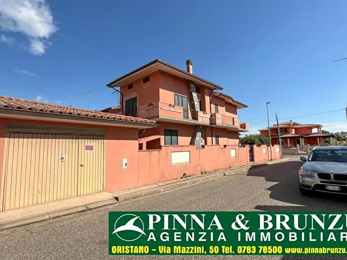 Casa con 5 locali in vendita in Via Carrus, San Vero Milis
