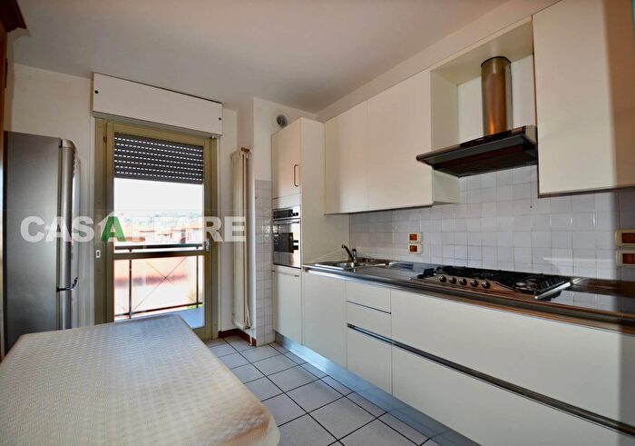 Appartamento quadrilocale in vendita in Via Spino, Bergamo