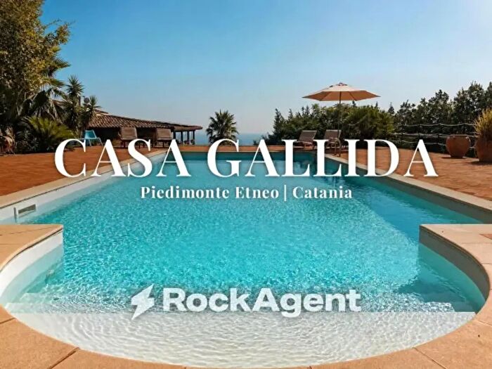 Casa con 6 locali in vendita in Via Millicucco, Piedimonte Etneo