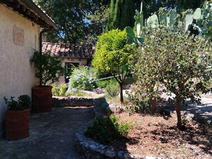Casa bilocale in affitto in Fara in Sabina