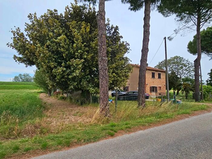 Casa con 8 locali in vendita in Via Fosso Nuovo, Ravenna