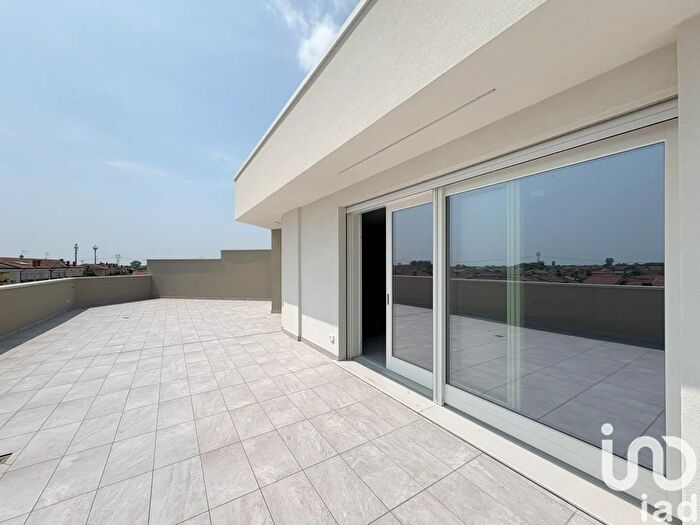 Appartamento con 5 locali in vendita in Via Marzo, Camponogara