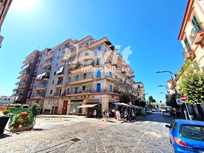 Appartamento quadrilocale in vendita in Traversa Novemb, Ercolano