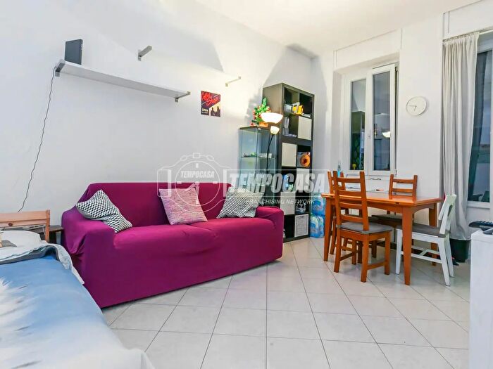 Appartamento bilocale in vendita in Via Emilio Broglio, Milano