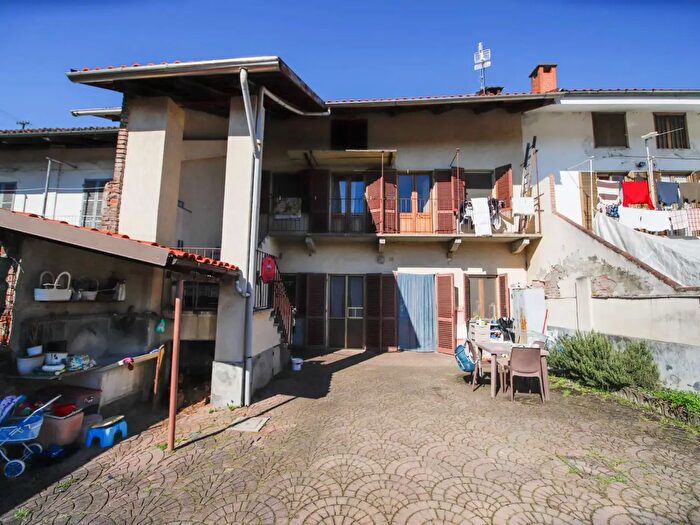 Casa quadrilocale in vendita in Montanaro