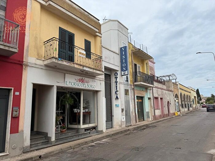 Appartamento con 5 locali in vendita in Gagliano Del Capo