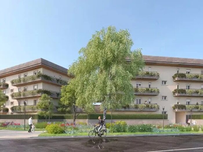 Appartamento con 6 locali in vendita in Via Alcide De Gasperi, Viterbo