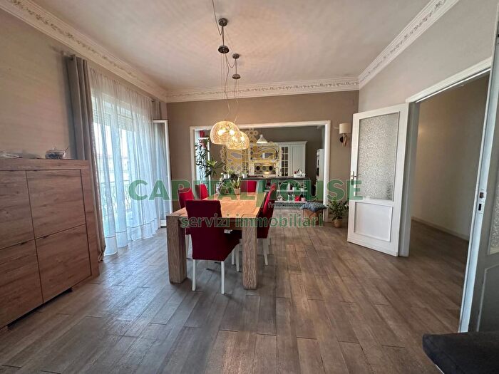 Appartamento con 5 locali in vendita in Afragola