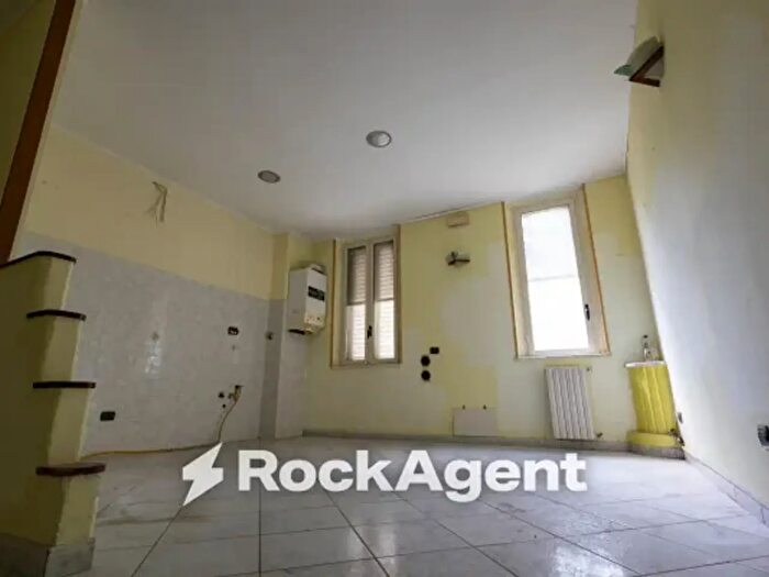 Appartamento trilocale in vendita in Via Vincenzo dAmato, Catanzaro
