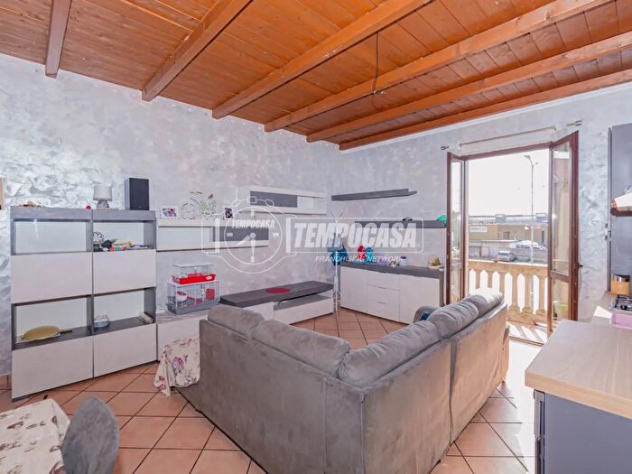 Appartamento bilocale in vendita in Via Manara Negrone, Vigevano