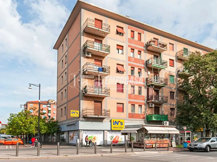 Appartamento quadrilocale in vendita in Via Fratelli Antona Traversi, Milano