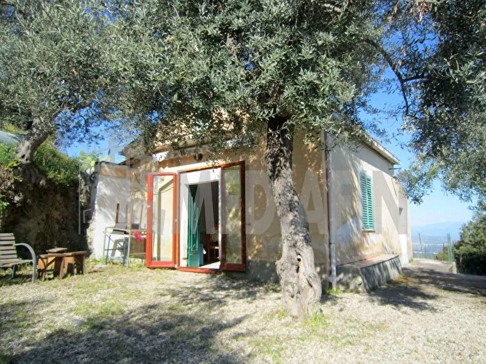 Casa bilocale in vendita in Contrada Acqua del Fico, CoriglianoRossano
