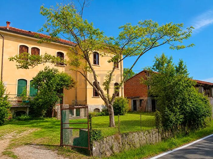 Casa con 9 locali in vendita in Via Proe, Isola Vicentina