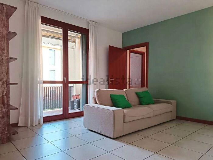 Appartamento quadrilocale in affitto in Centro, Silea