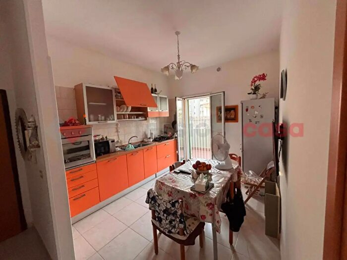 Appartamento trilocale in vendita in Via Bellezza, Bari