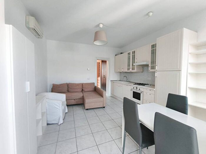 Appartamento bilocale in affitto in Via Orti, Quadronno Crocetta, Milano