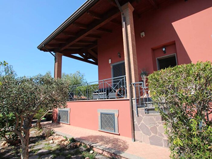 Casa con 6 locali in vendita in Via Rocco Paparella, Isola Sacra, Fiumicino