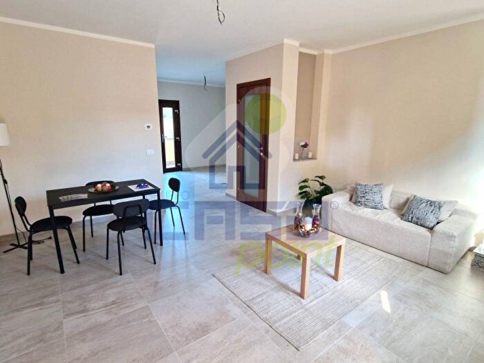 Casa trilocale in affitto in PIAZZA MONTESSORI, San Felice, Cremona