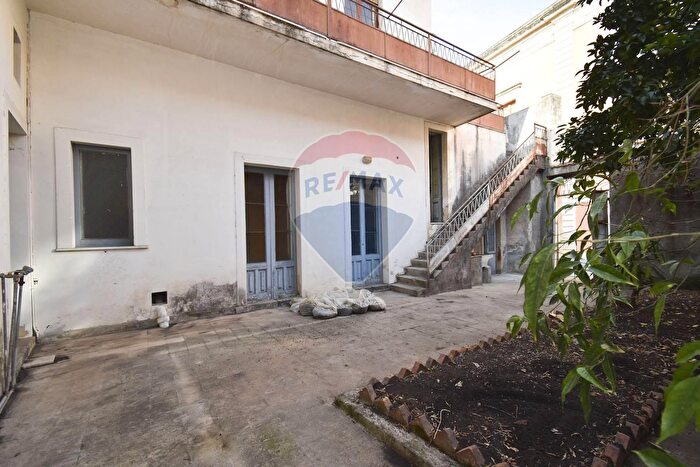 Casa con 6 locali in vendita in Via Carlo Alberto PT, Giarre
