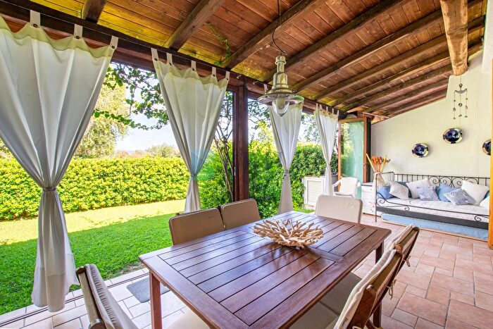 Appartamento trilocale in vendita in Olbia