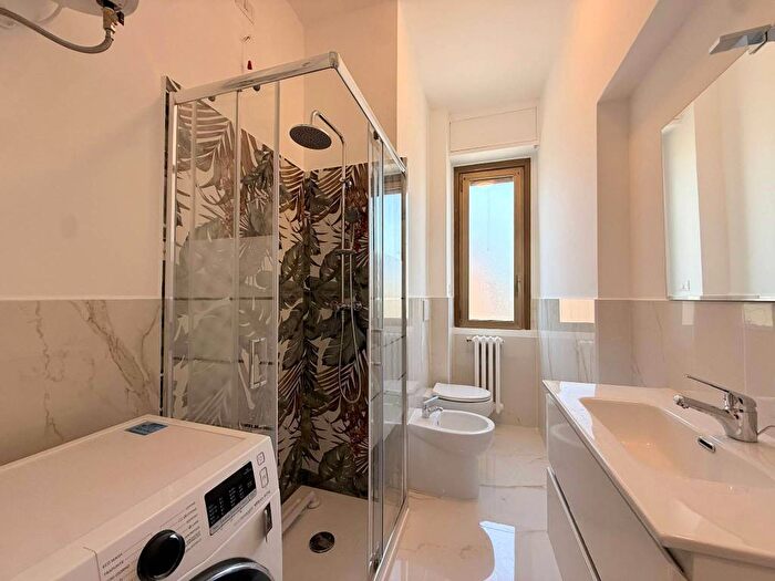 Appartamento trilocale in affitto in Via San Bernardo, Centro, Opera